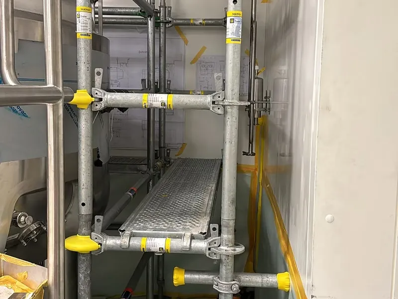 Arbeitsgerüst in einem Hochregallager