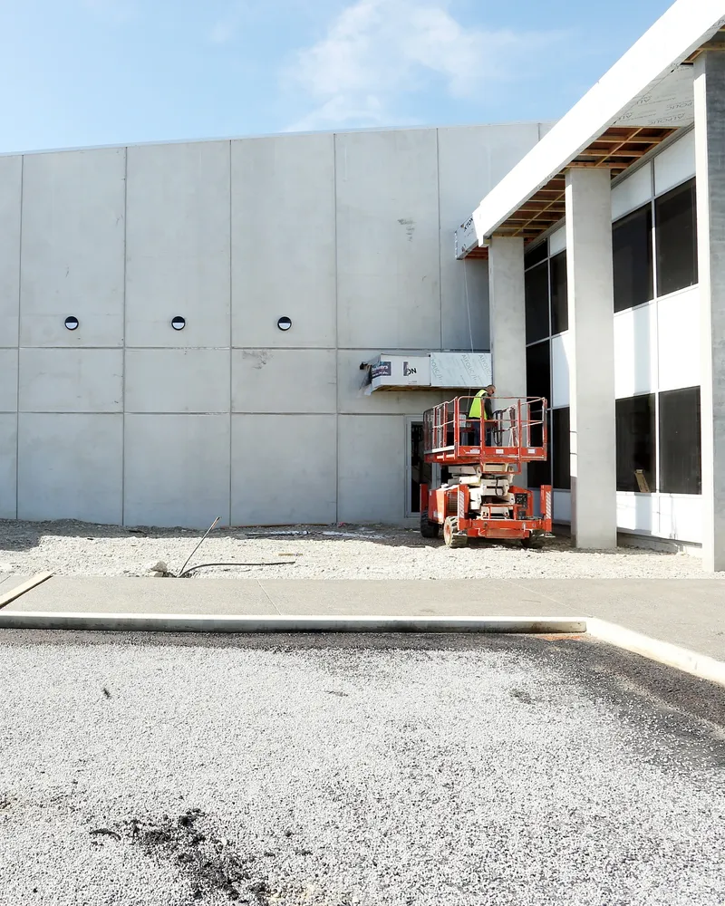 IZONE Warehouse
