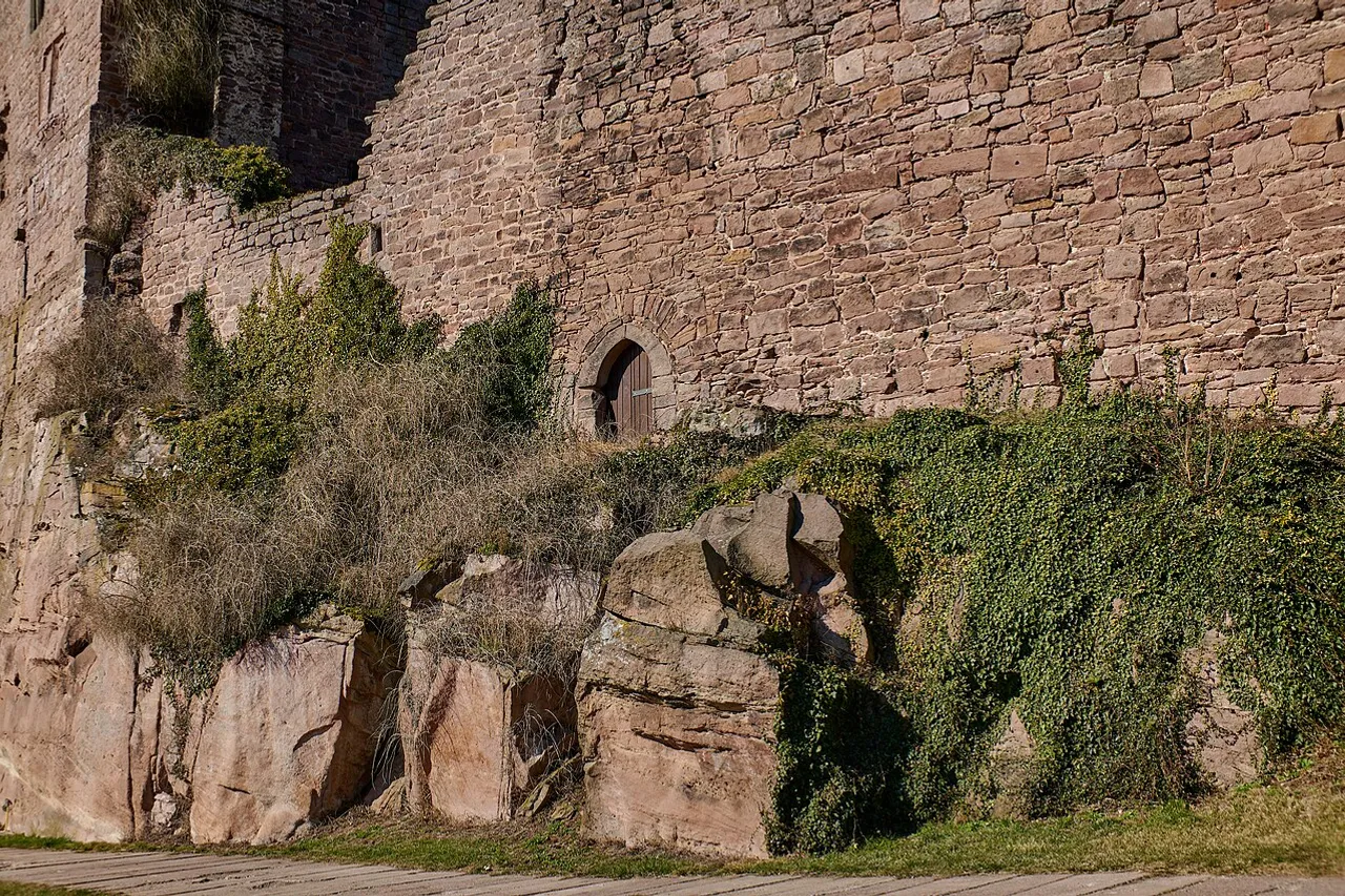 View of Burg Hanstein