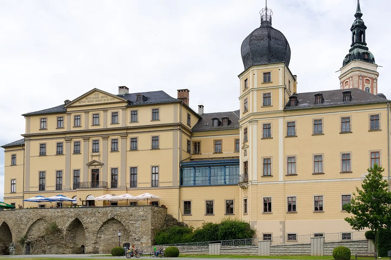 View of Unteres Schloss Greiz
