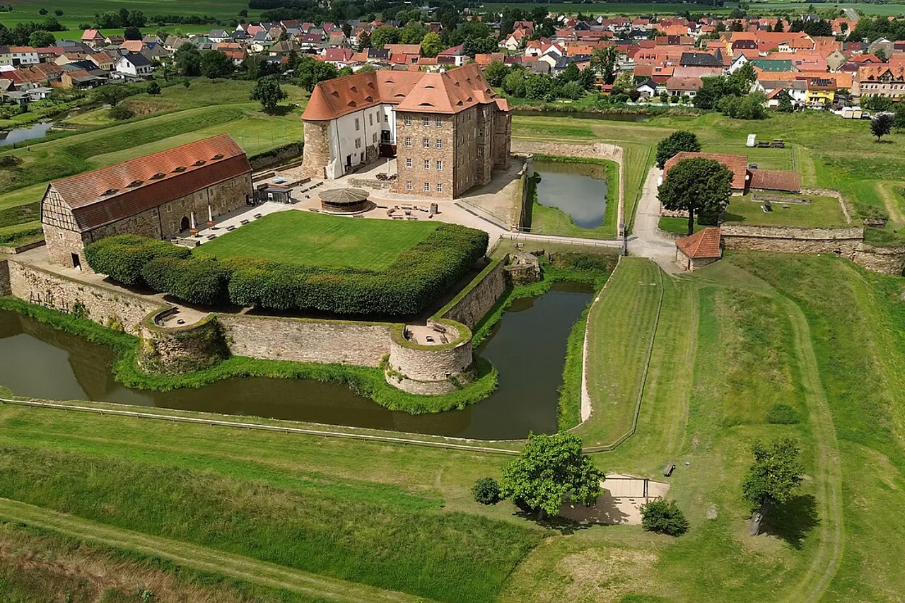 View of Wasserburg Heldrungen
