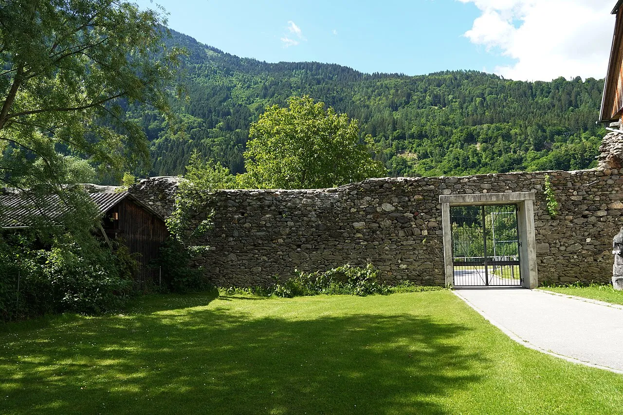 View of Obere und Untere Sachsenburg