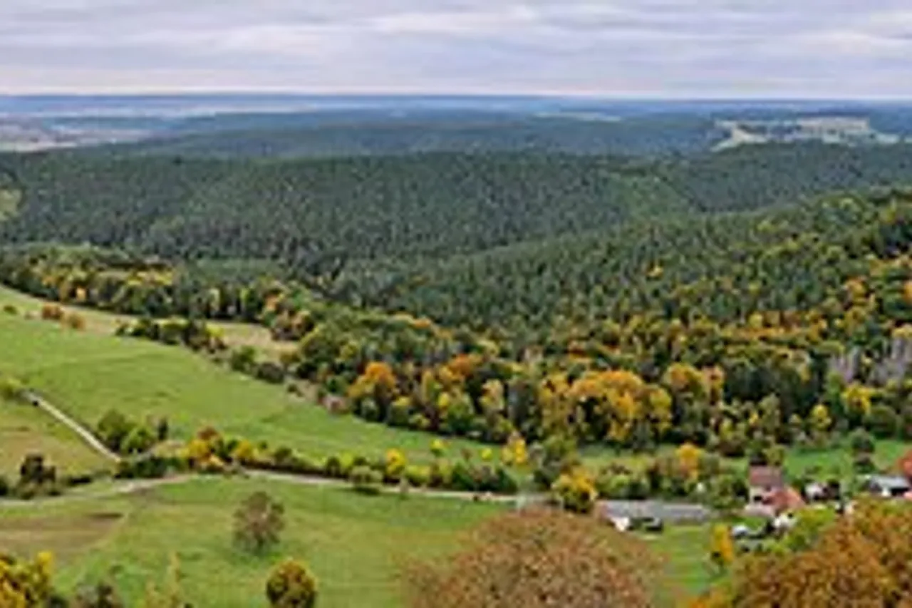 View of Leuchtenburg