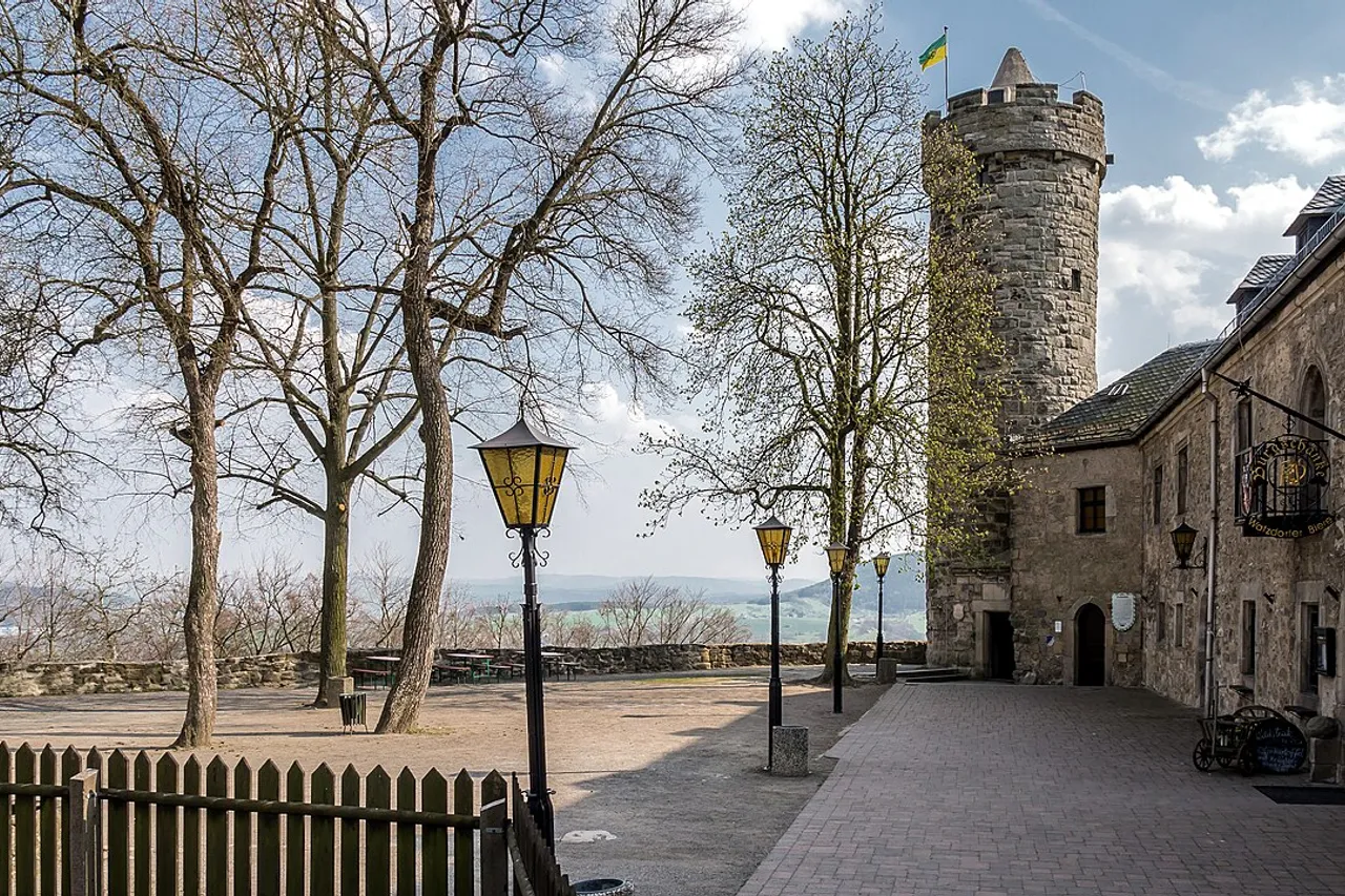 View of Burg Greifenstein