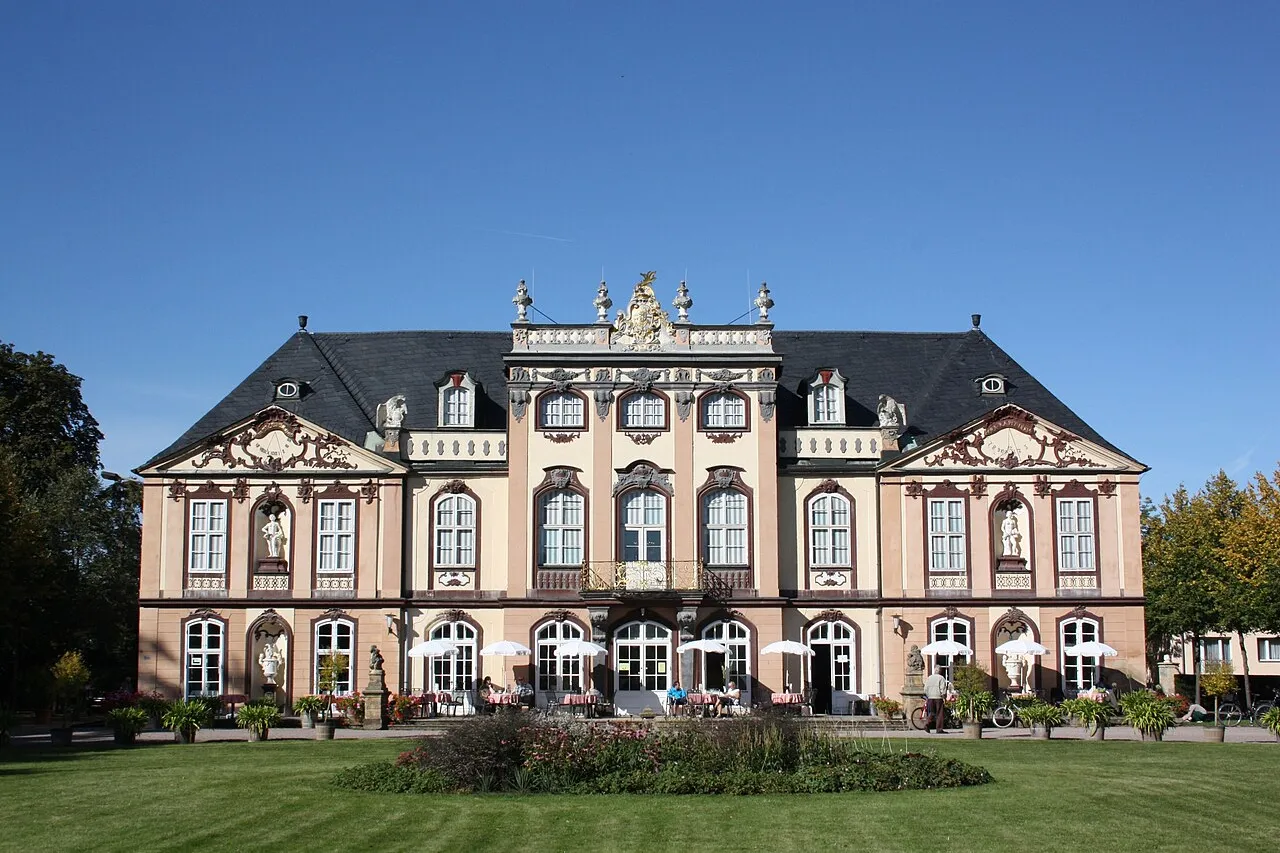 View of Schloss Molsdorf