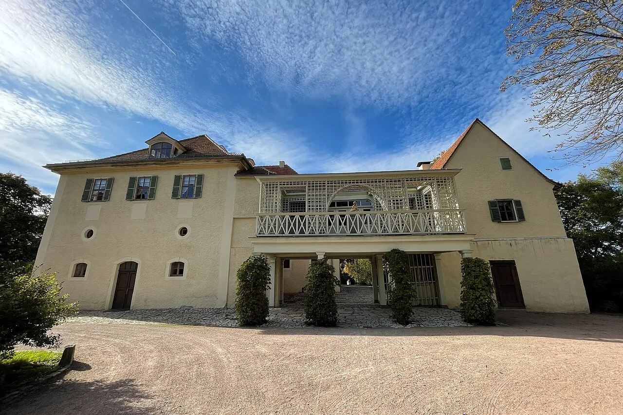 View of Schloss Tiefurt