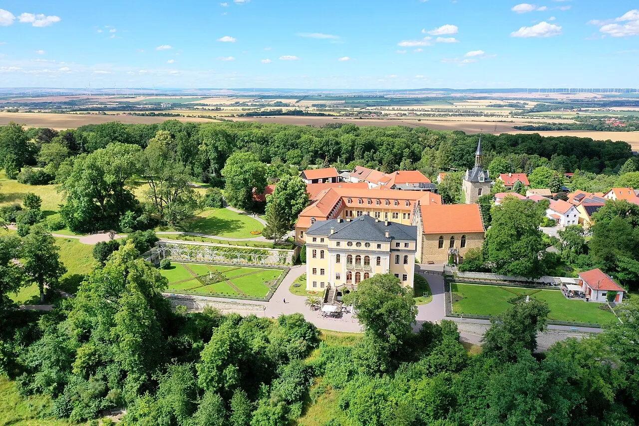 View of Schloss Ettersburg