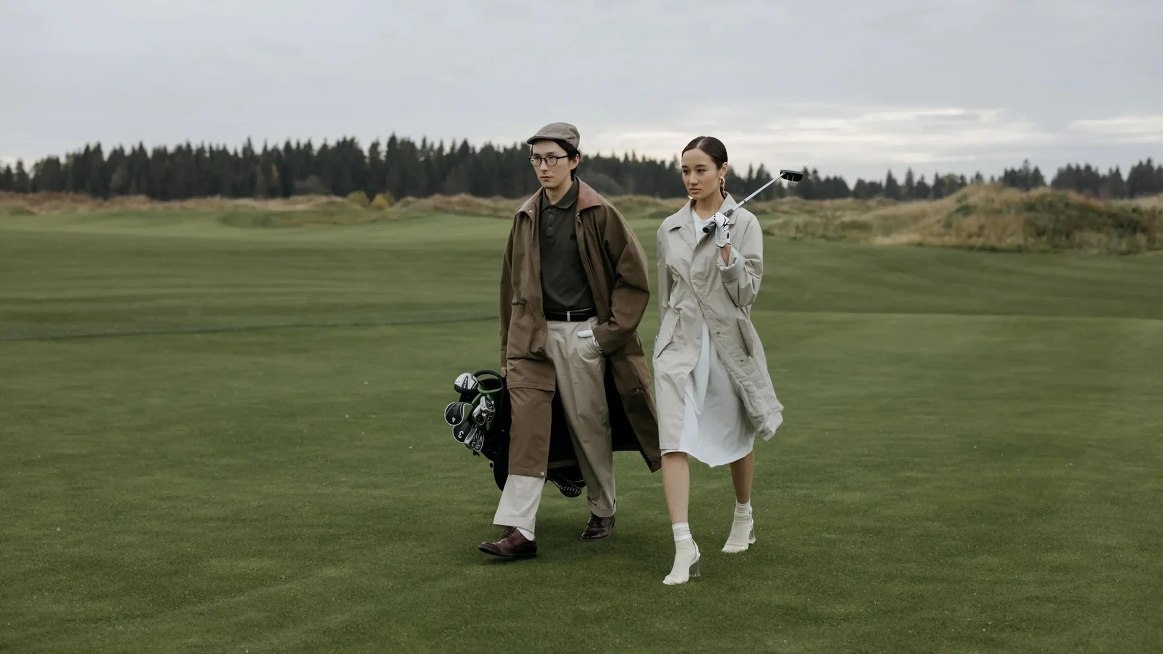 Wedding and Anniversary Gifts for Golfing Couples