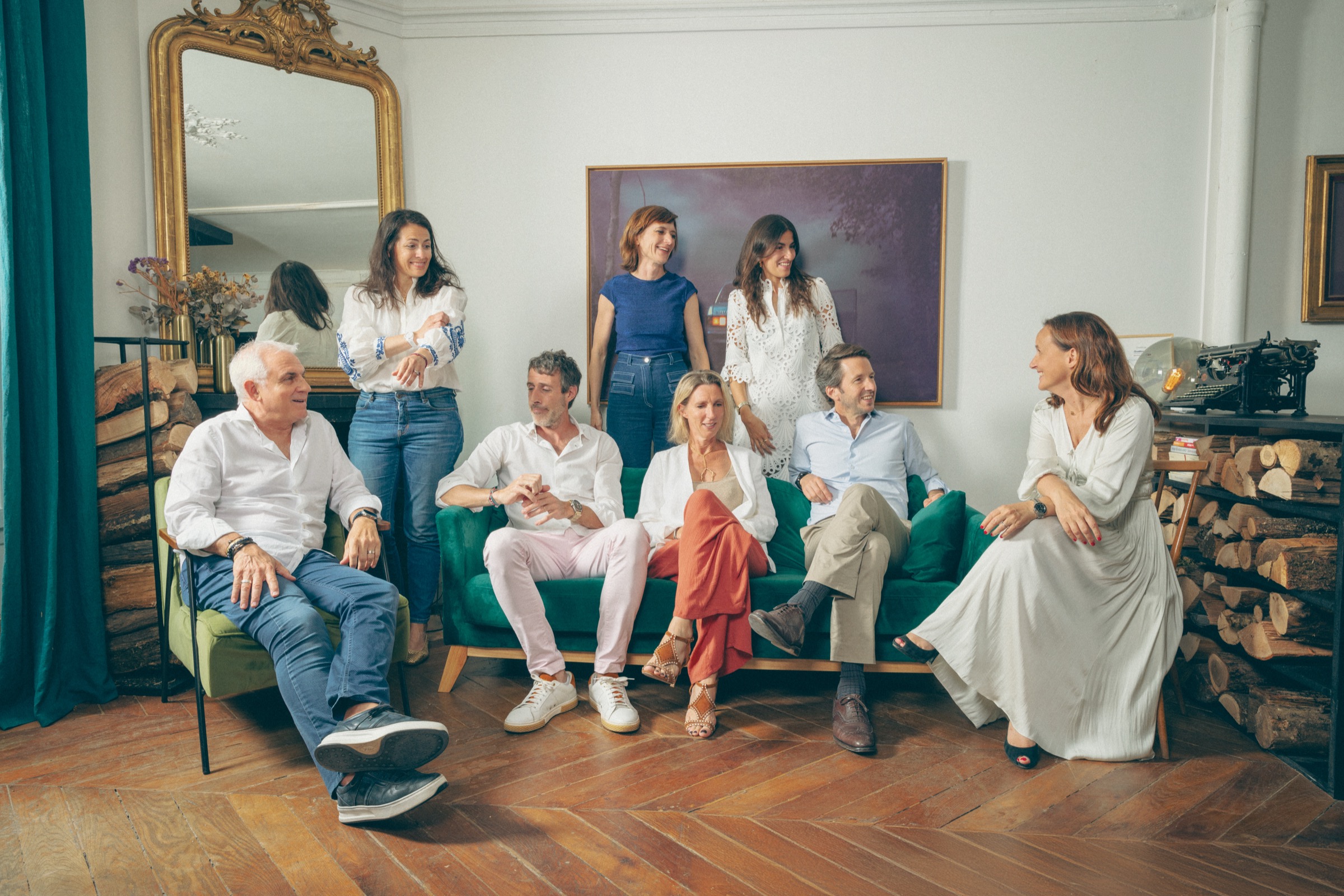 L'équipe des Pointures réunie dans un salon parisien.
