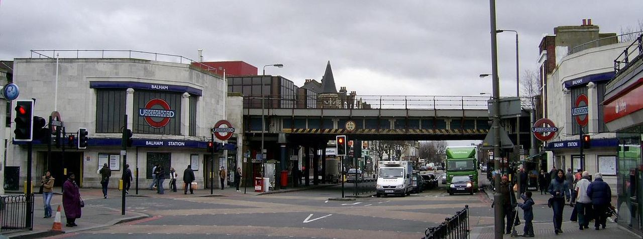 The entrance to Balham tube station on Balham High Road