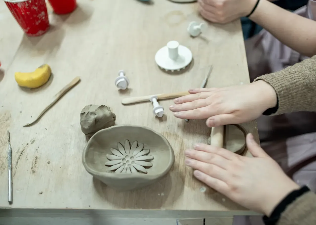 Hand-building & Wheel Taster, photo 3