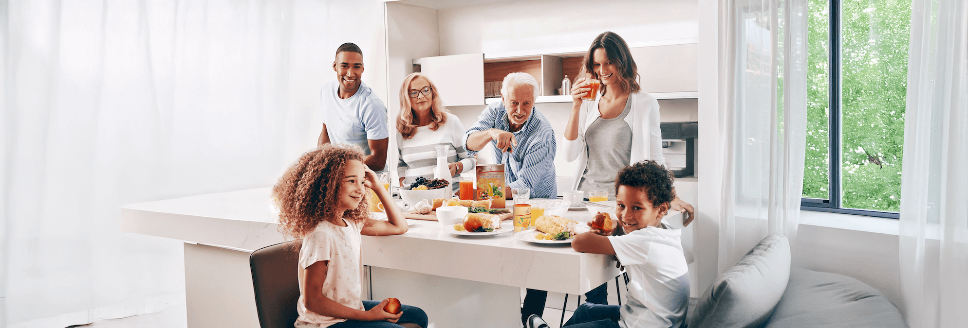 family_picture_fitline.png