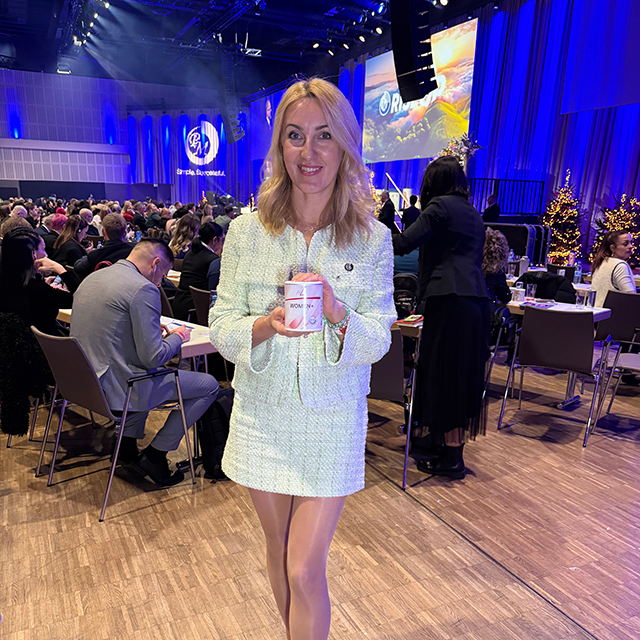 Photo of Vita Pshets - the author of the testimonial - holding the product.