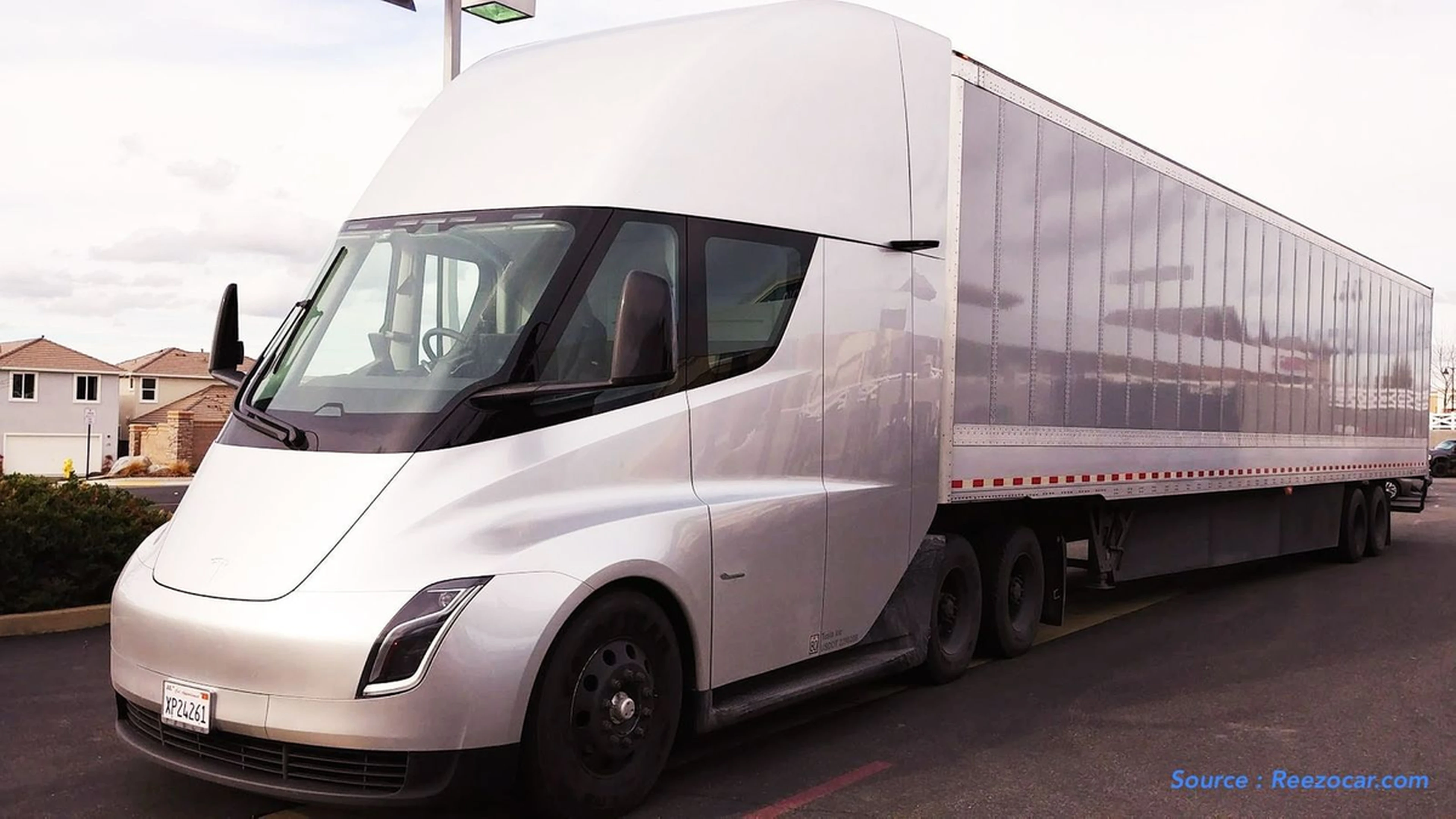 Tesla Semi elektrische vrachtwagen model