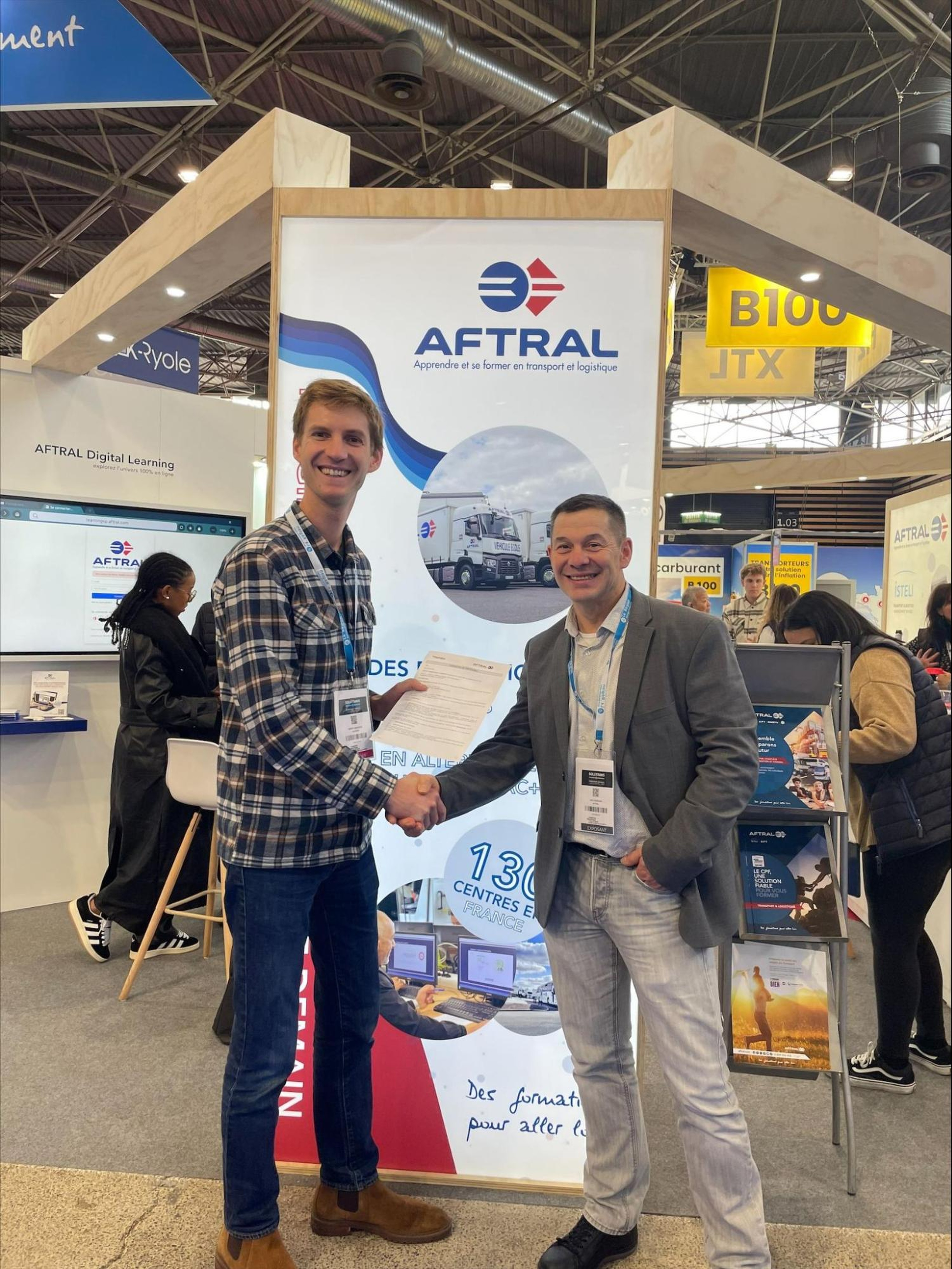 Signature du partenariat AFTRAL et Dashdoc sur Solutrans