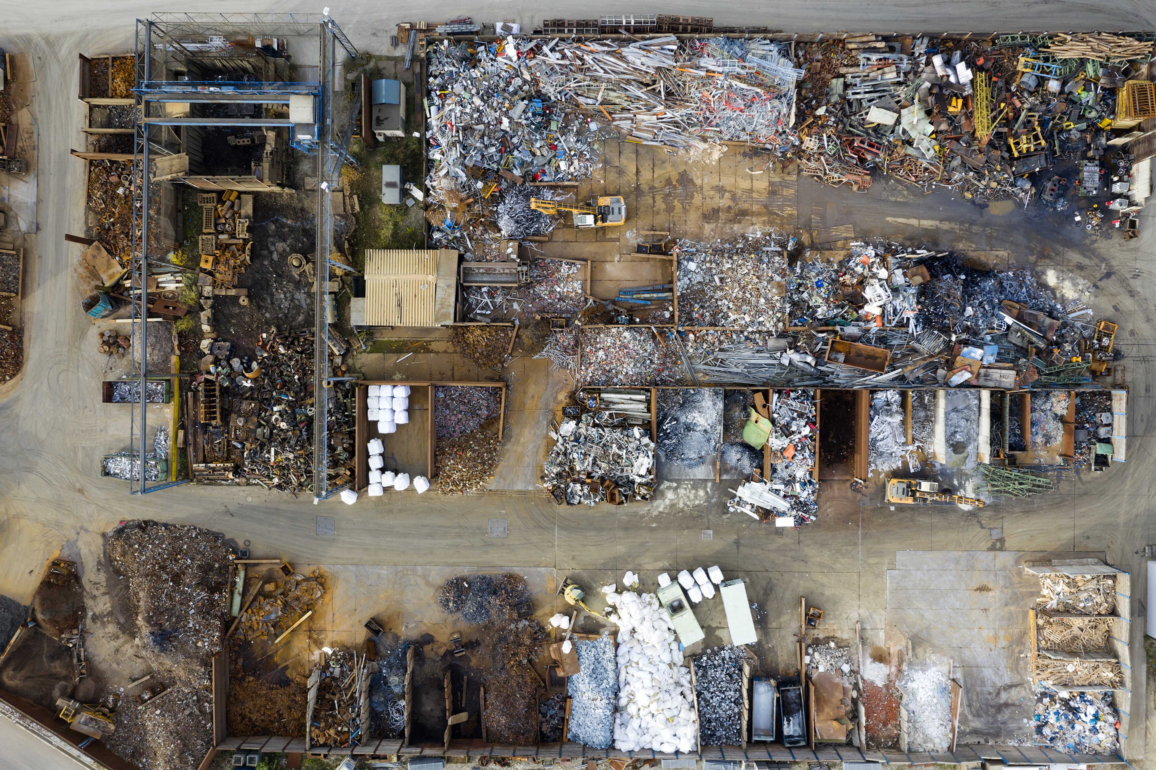 Cour de recyclage vue d'en haut