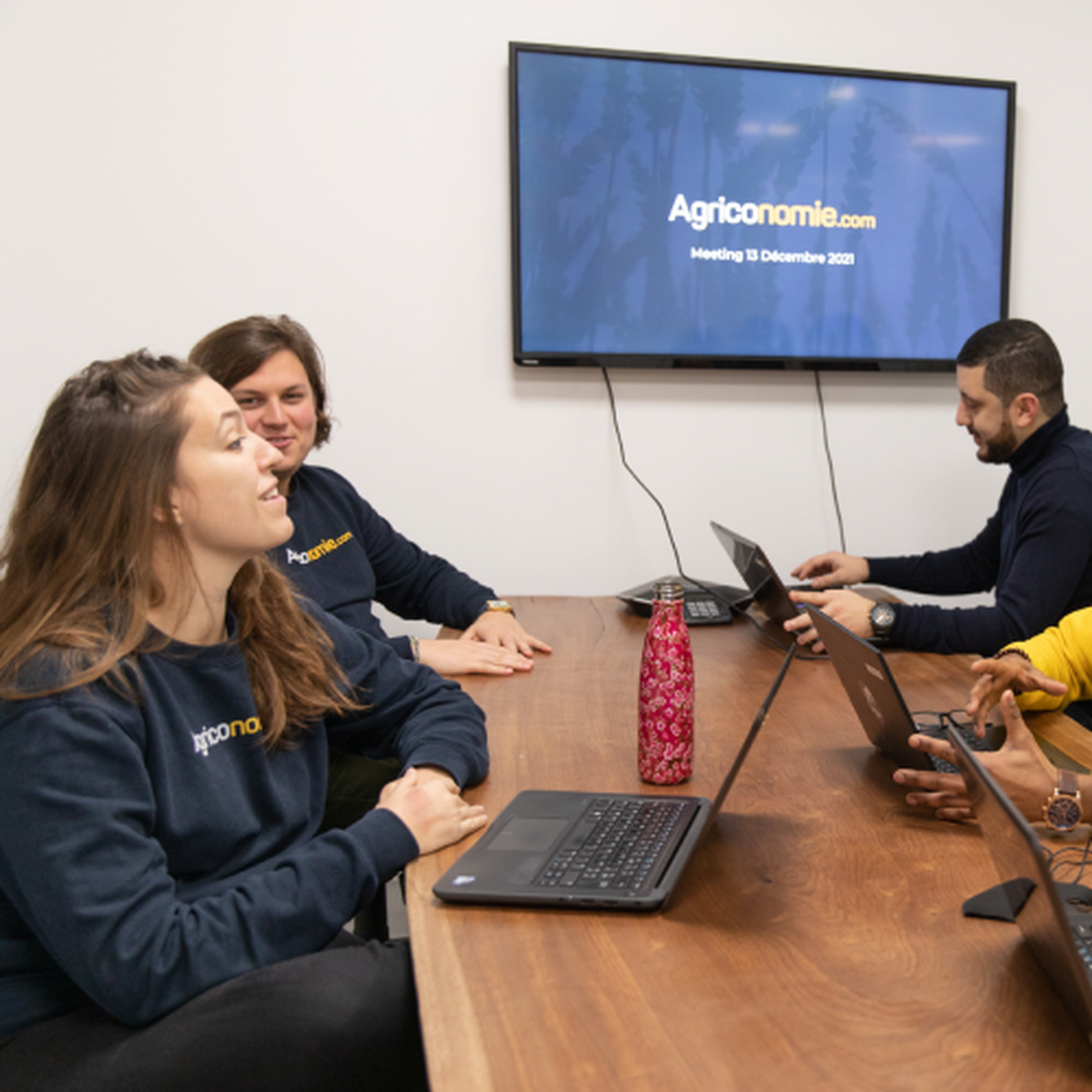 L'équipe d'Agriconomie en réunion stratégique