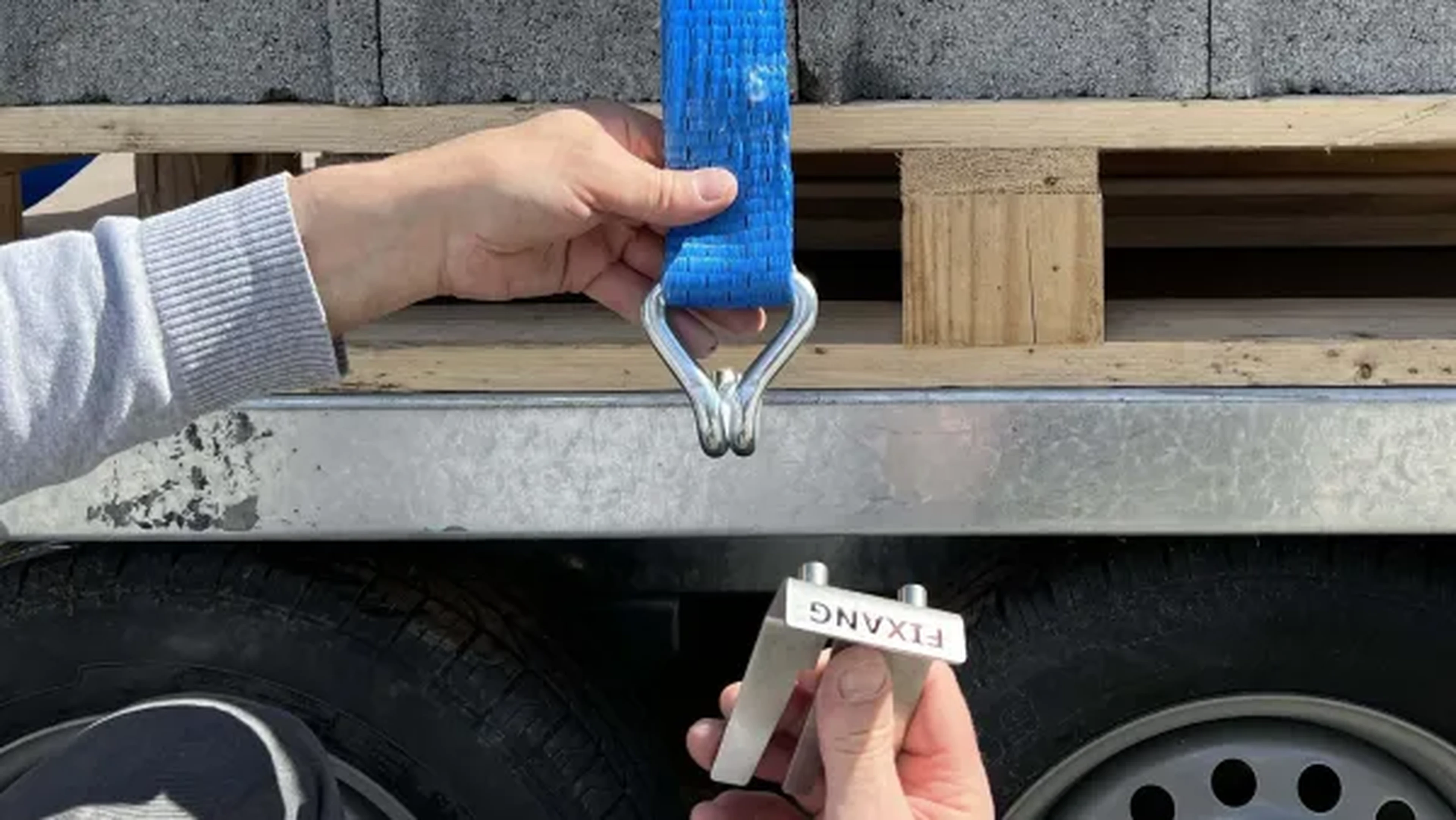 FIXANG, manutention pour chauffeurs routiers