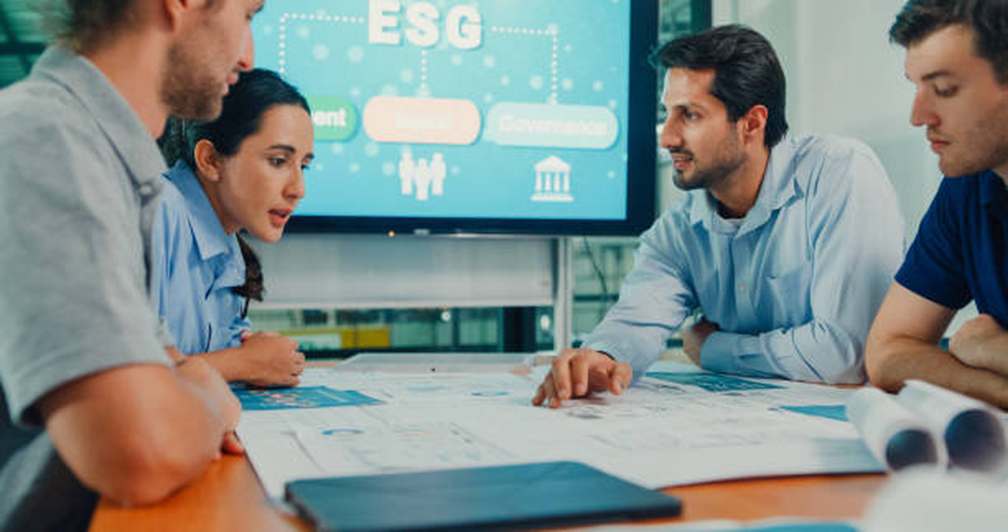 Rassemblement en entreprise pour monter un plan de réduction GES