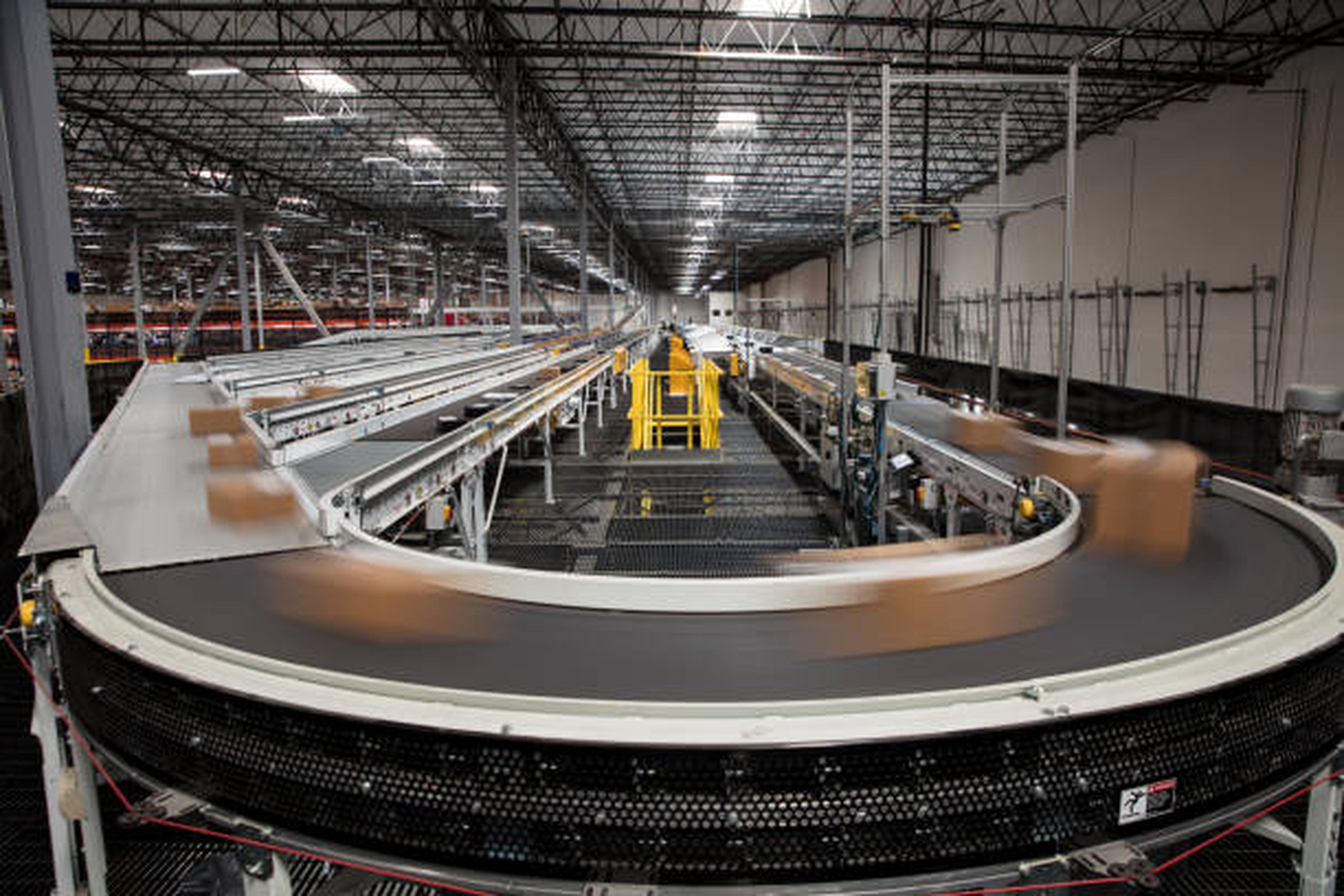 Assembly and packaging of goods