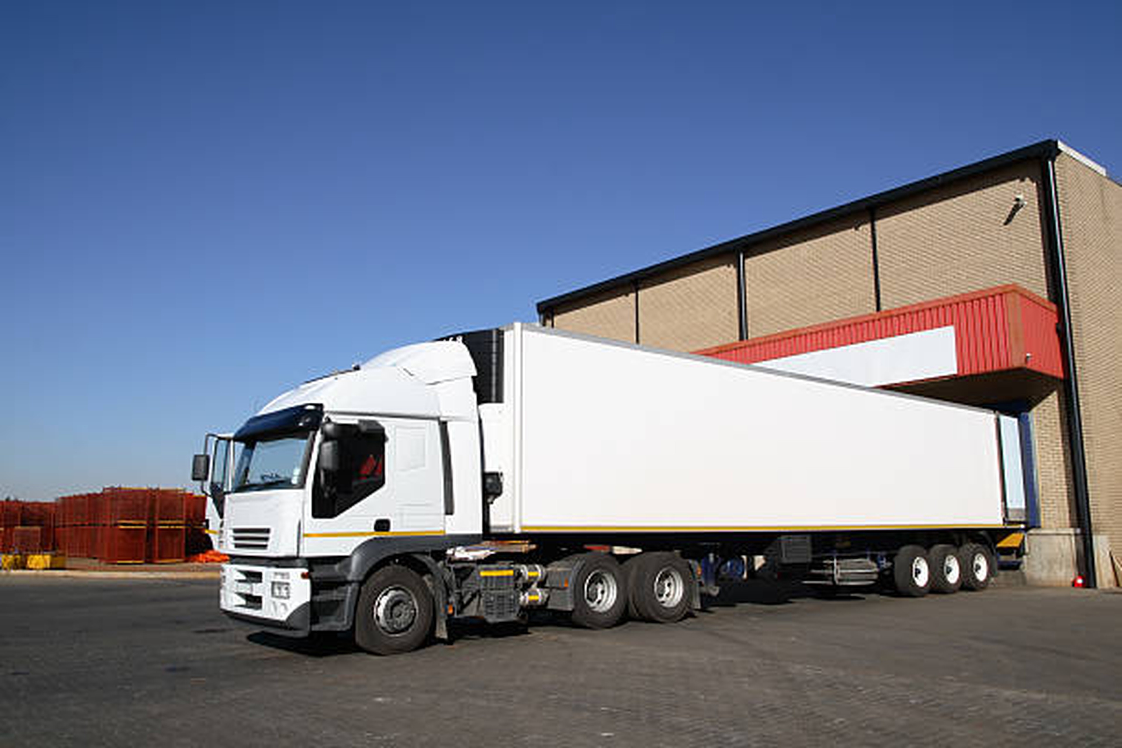 Transport réalisé avec fluidité sur site de déchargement
