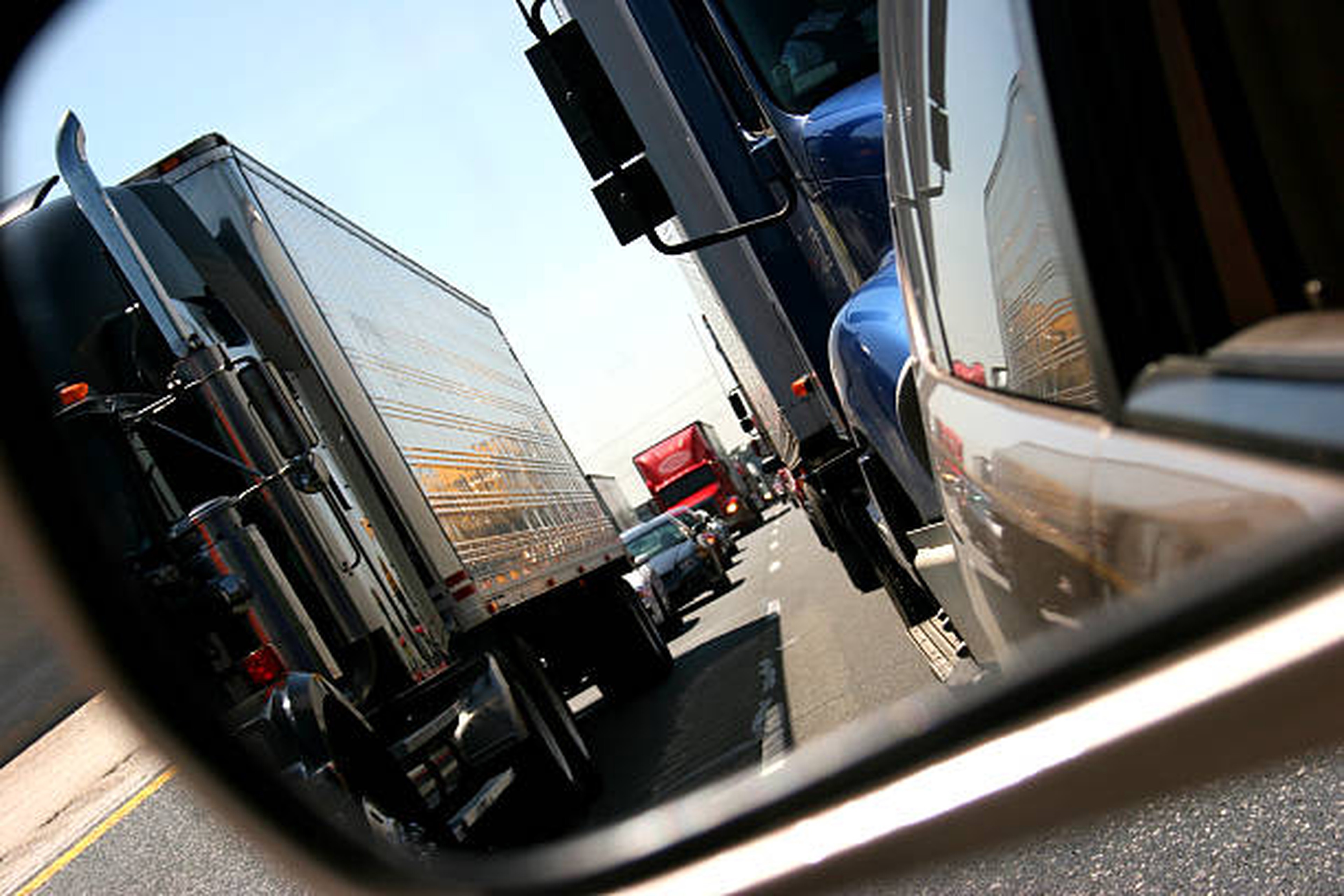 Camions de marchandises sur la route : secteur émetteur de GES