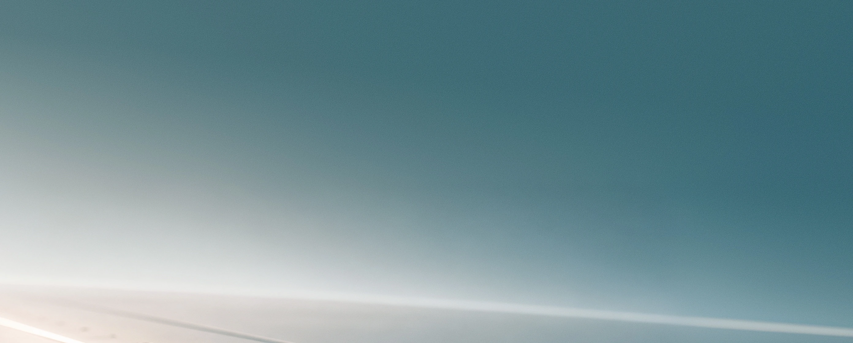DESK_HERO_AboutUs_1392x560