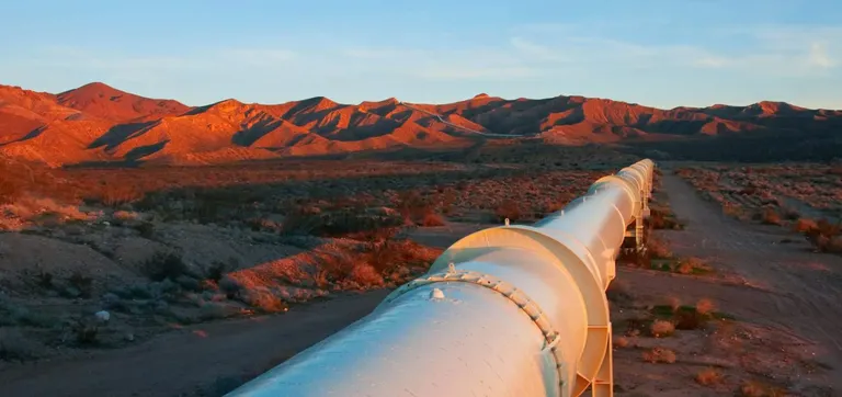 Oil and gas industry drone | DeltaQuad Evo | gas pipeline in desert