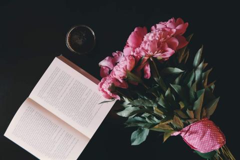 How to write a romance novel