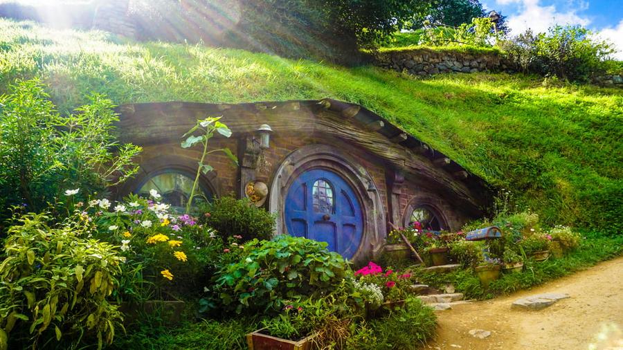 how to build a fictional world