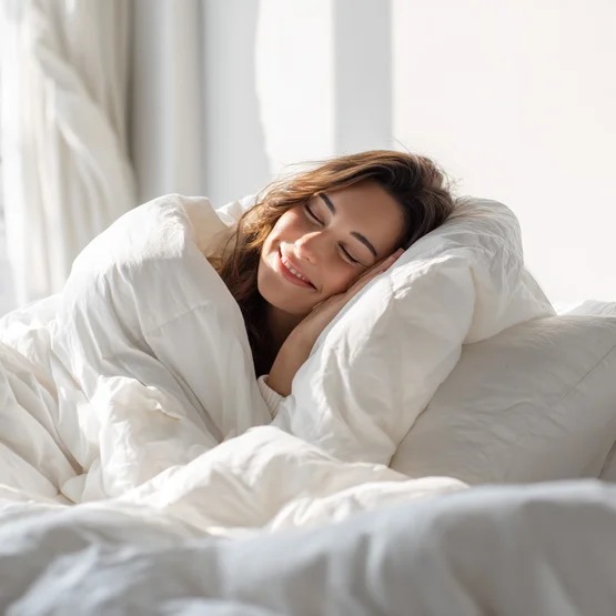 Kuschelige, wohlige Wärme: Daunen-Bettdecke Ansara von allnatura