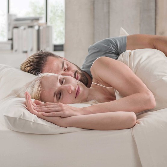 Keine Kompromisse mehr im Doppelbett: die allnatura Partnermatratze