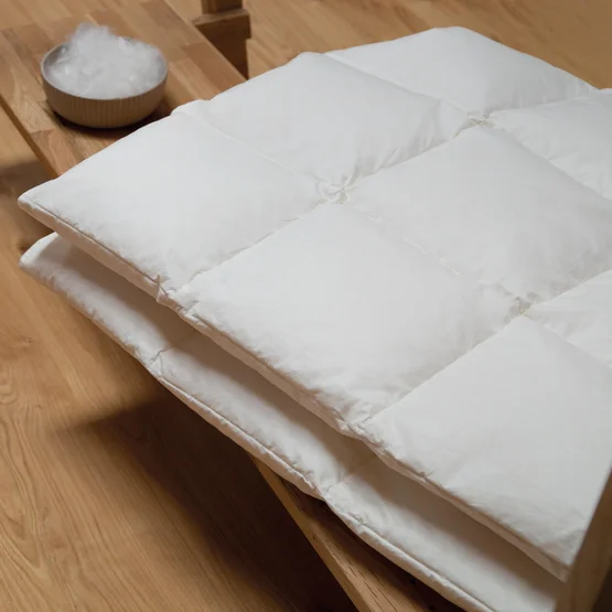 Donzen dekbed met vulmateriaal