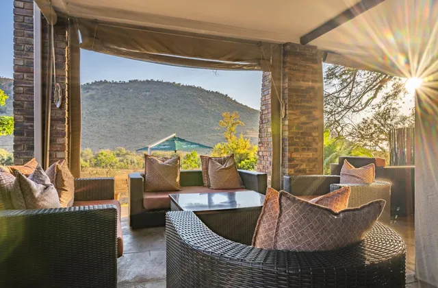 The terrace at Kwa Maritane Bush Lodge, Pilanesberg.