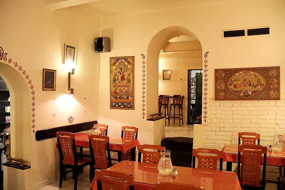 Interiér restaurace Balaráma