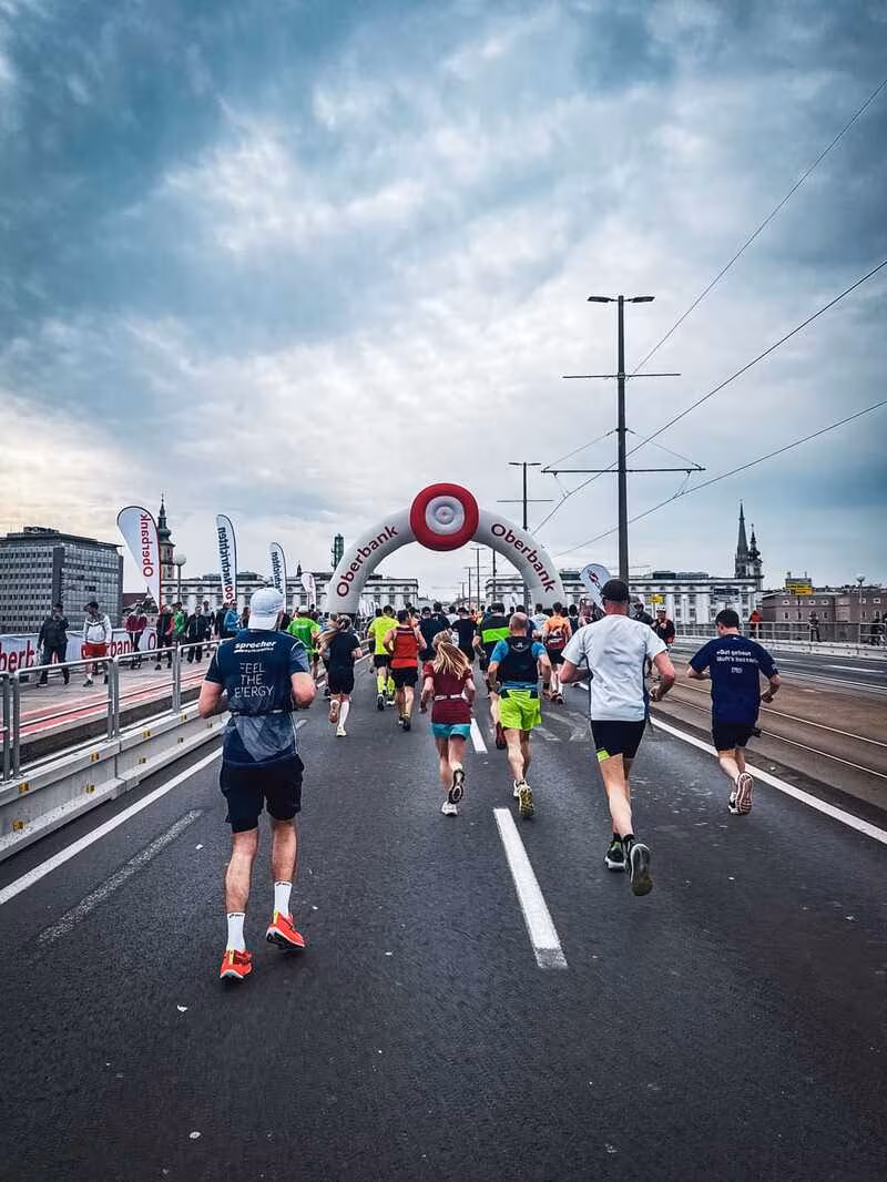 Nattawan_Worachat_Linz_Marathon_2025_4