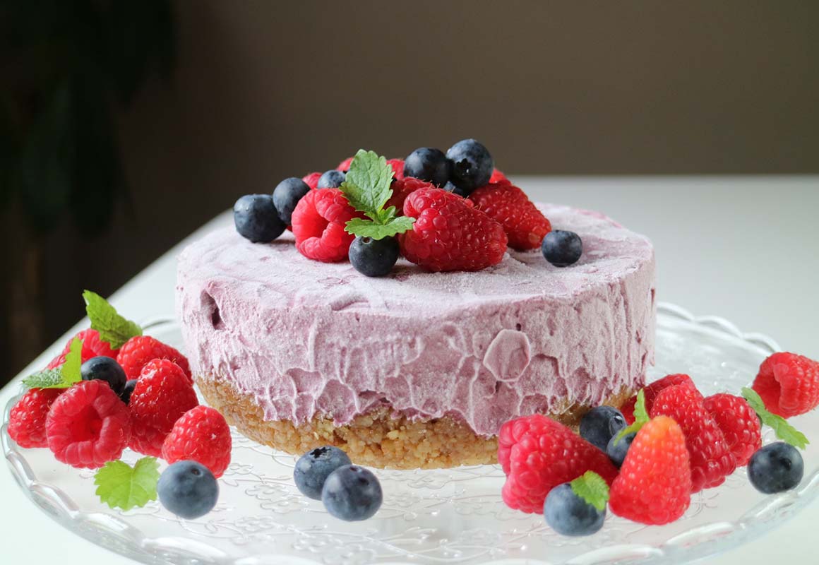 Raw food cake – Frozen Raspberry