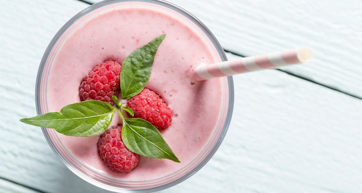 Smoothie med havregryn, hallon och choklad