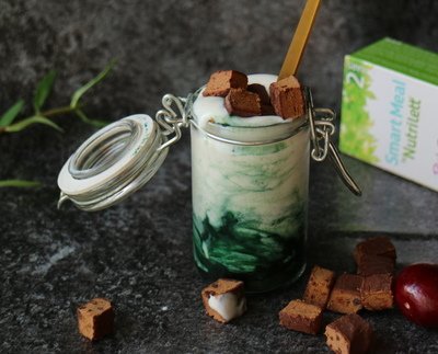 Kokoskräm med grön spirulina
