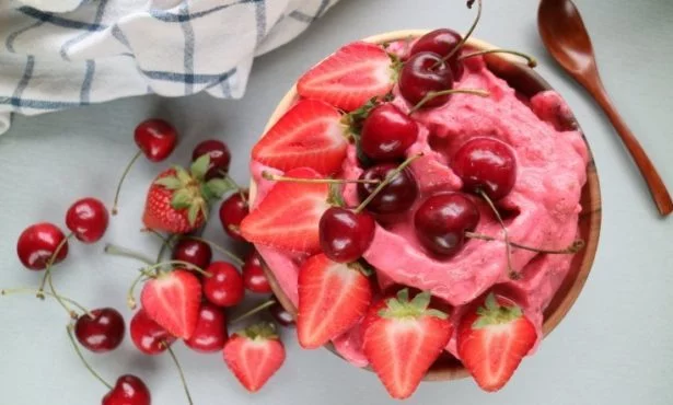 Recept smoothie bowl: Hallon