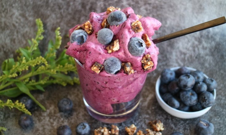 Sunn oppskrift: Proteinfluff med Nutrilett Yoghurt & Blueberry Bar