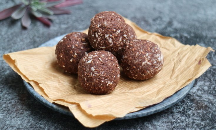 Nyttiga chokladbollar med banan - enkelt recept