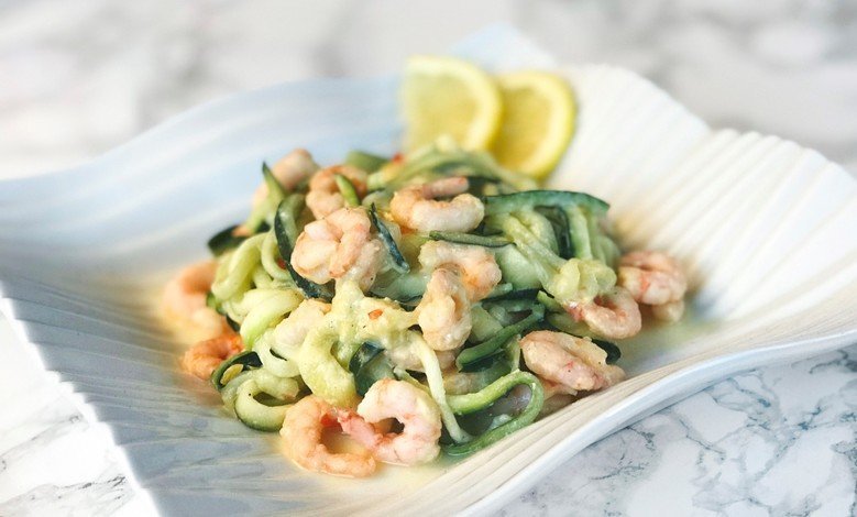 Sunn middag med lune reker og spagetti av squash