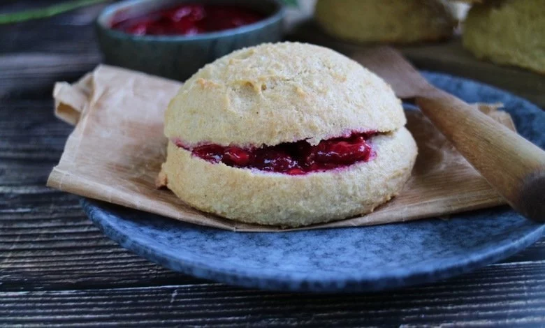 Scones med mandelmjöl och med lågt kolhydratinnehåll