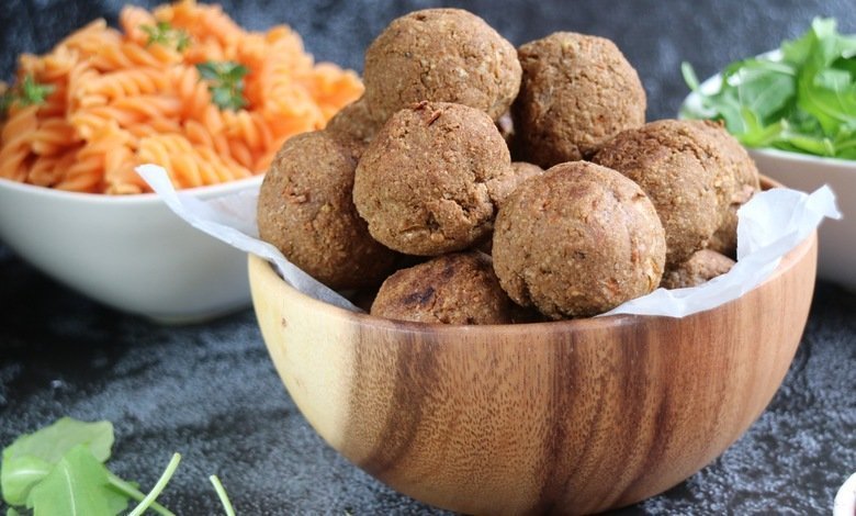 Vegetariska köttbullar med kikärtor