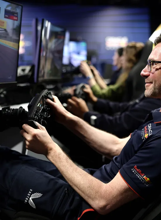 Testing the sim racing