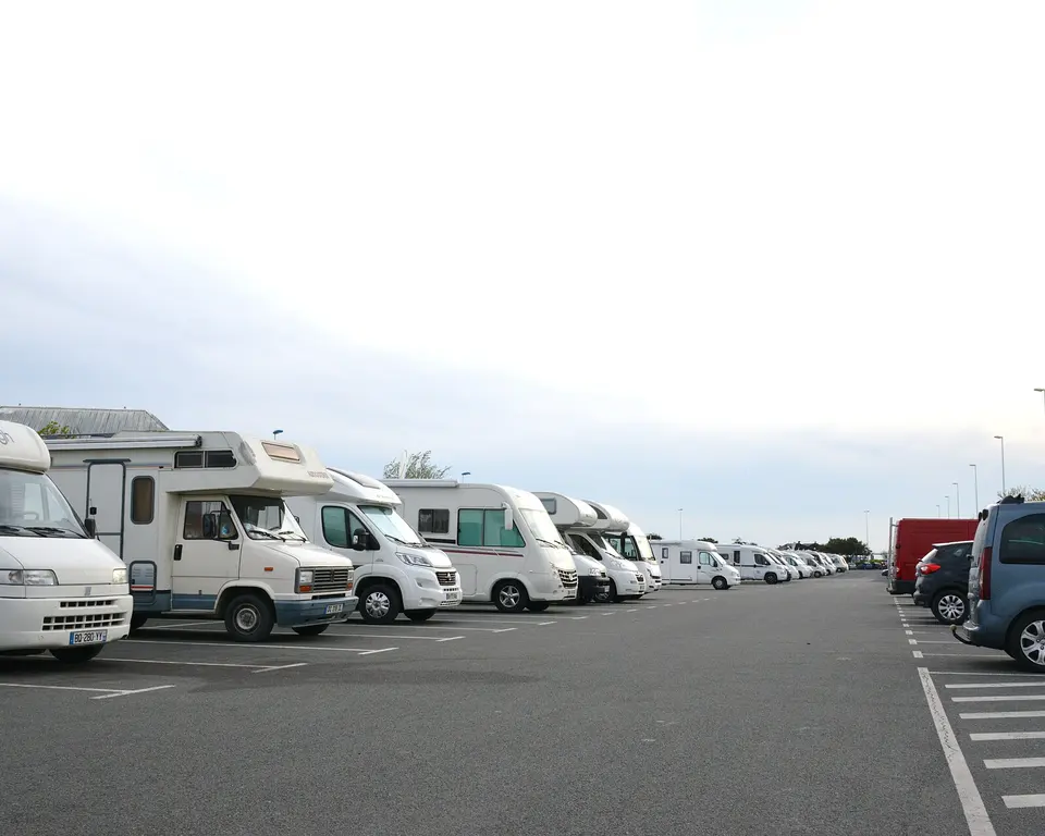 Budget d’une saison itinérante : six mois entre Leucate, Tarifa et Dakhla