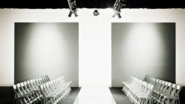 Phygital show during London Fashion Week highlights the emerging possibilities for digital clothing 