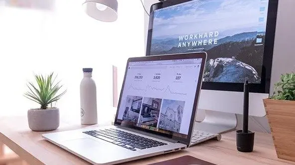 Why Should You Build a Responsive Website?
