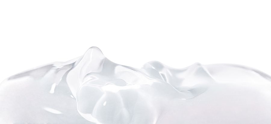 Makroaufnahme einer transparenten Gel-Textur, freigestellt auf weißem Hintergrund